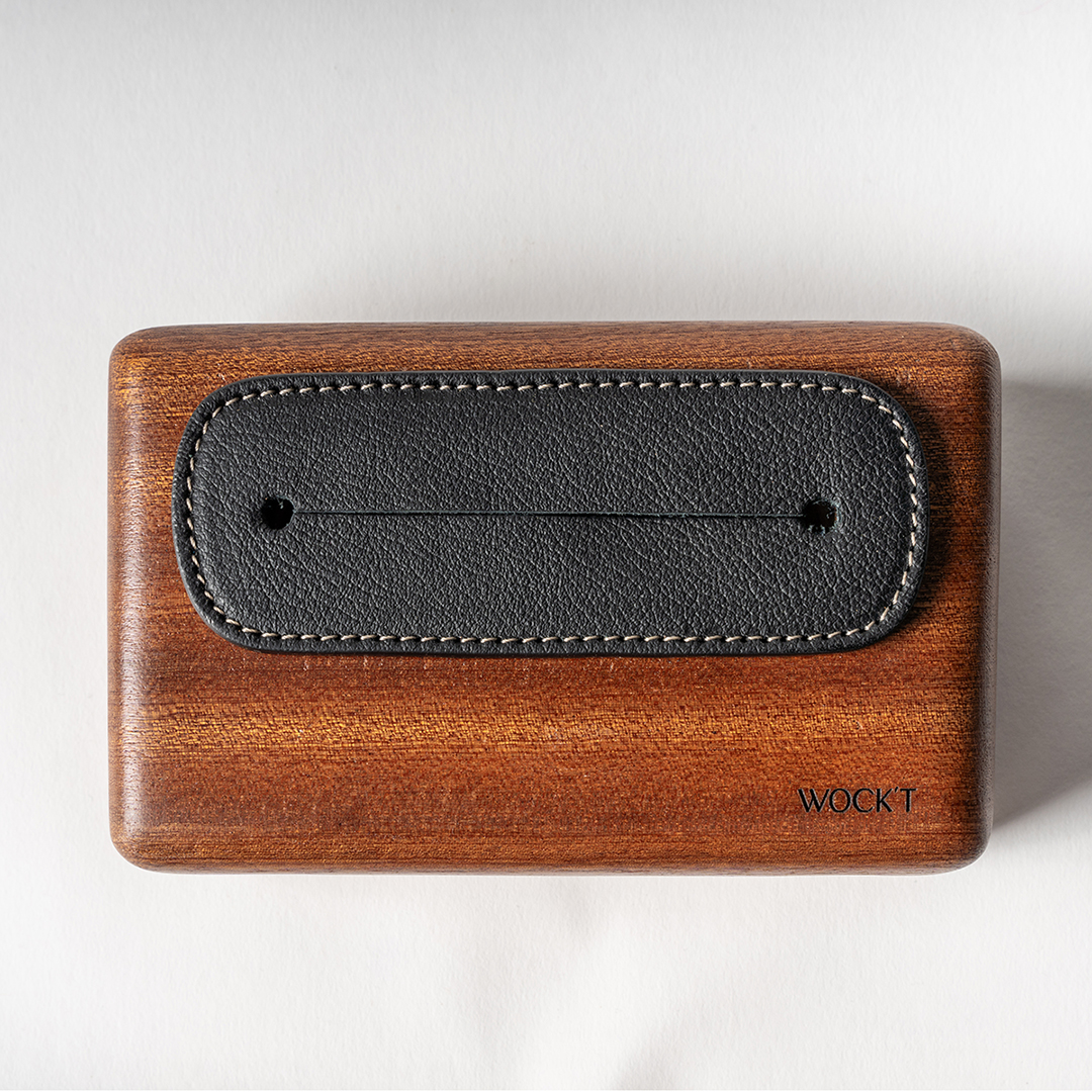 The Wamp : Acajou Jet Black