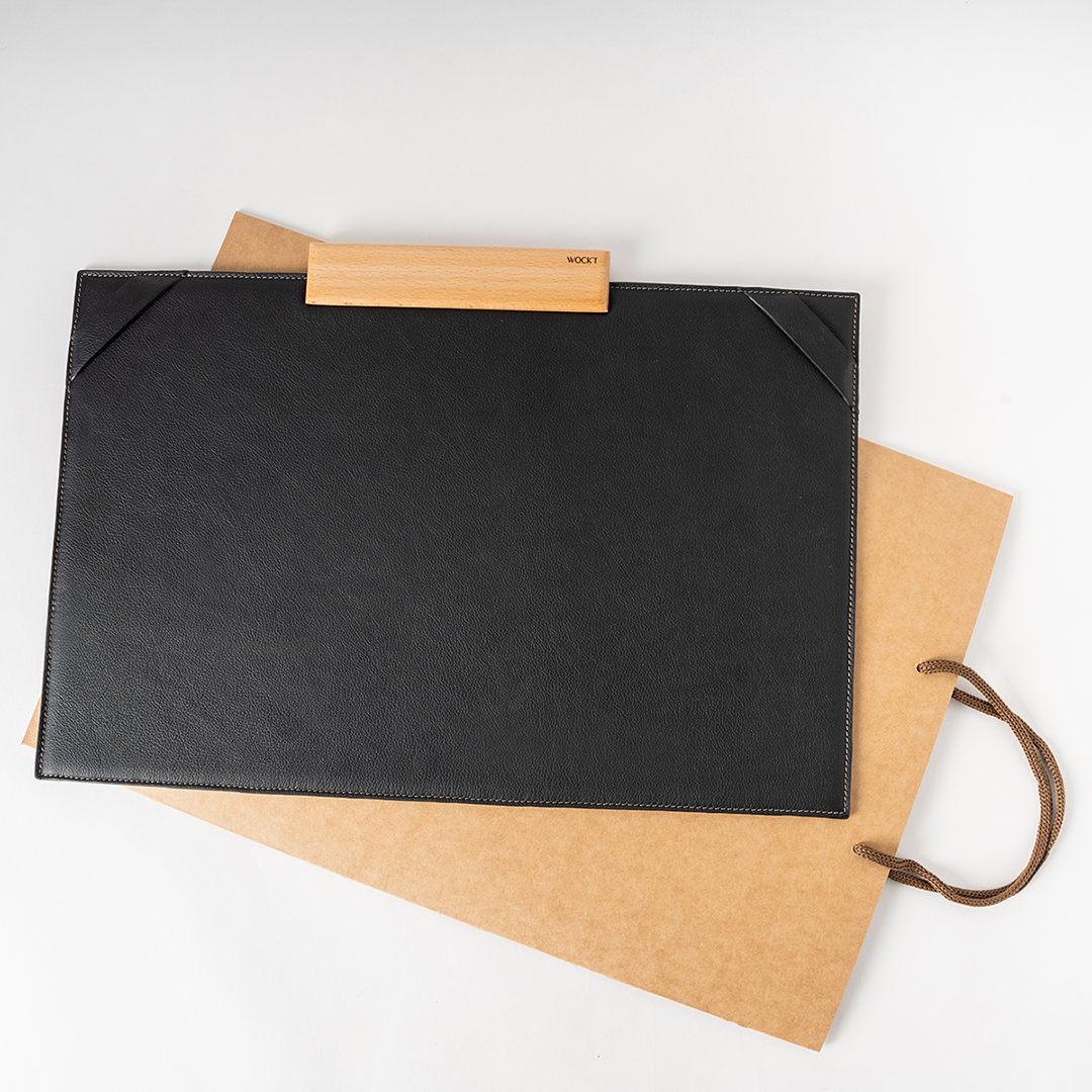 The Wodesk : Hêtre Jet Black
